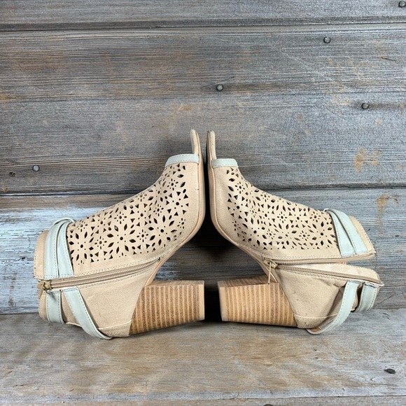 BKE Ophelia Peep Toe Laser Cut Booties - Picture 8 of 9